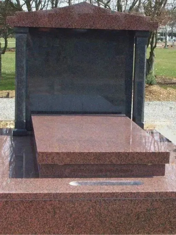 monument funeraire bas granit balmoral gros element