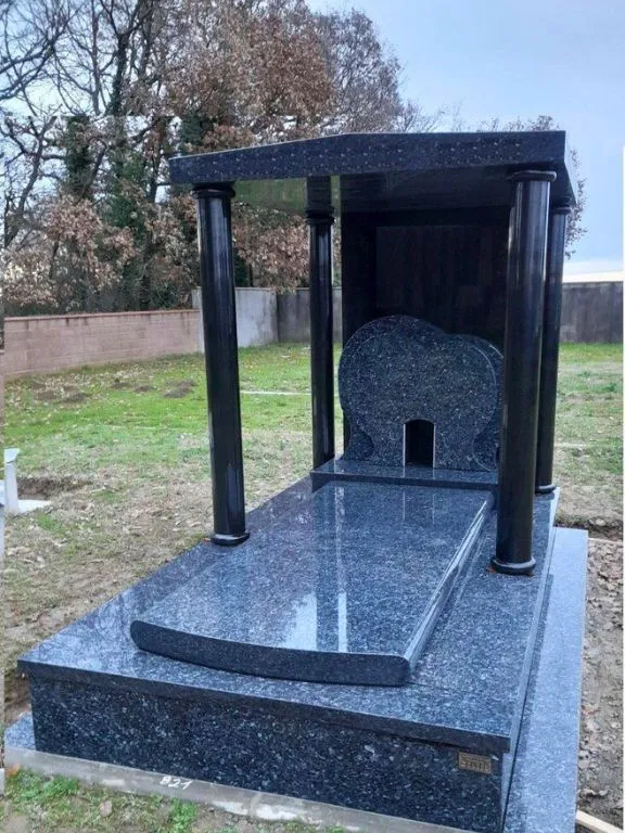 monument funeraire bas granit labrador haute qualite et noir fin