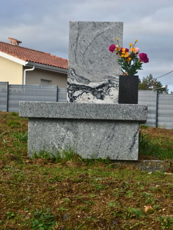 monument funeraire bas granit viscount white